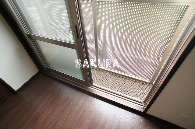 バルコニー　暖かな日差しのふりそそぐバルコニー♪