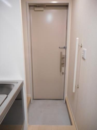 玄関　※同建物・別室間取りタイプ