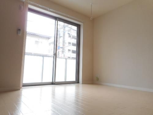 居室・リビング　※同建物・別室間取りタイプ