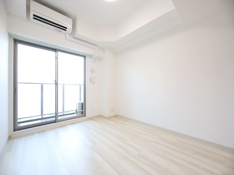 バルコニー　洋室6.2帖　ウォークインクローゼット付　バルコニー