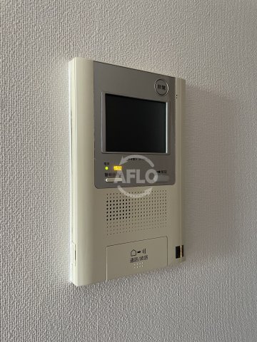 セキュリティ　QCフラット北堀江　モニターホン