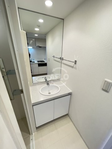 洗面設備　QCフラット北堀江　洗面所