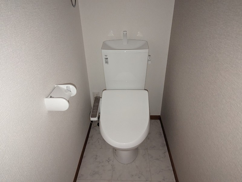 トイレ　現況優先
