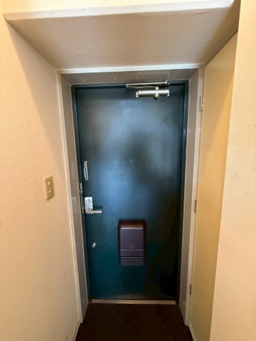 玄関　落ち着いた玄関です