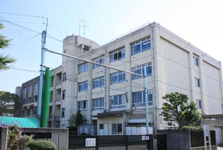 小学校　川崎市立苅宿小学校（小学校）まで866m