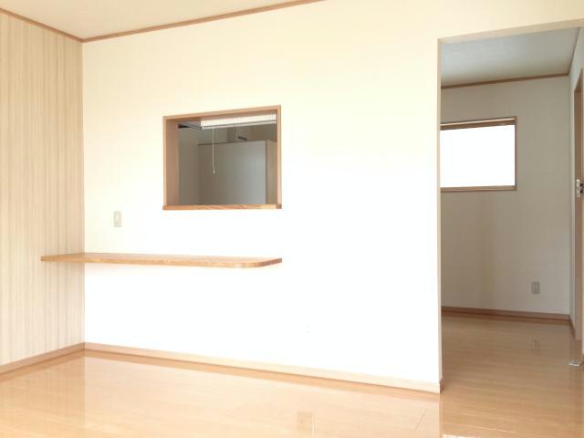 居室・リビング　（別部屋）