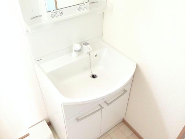 洗面設備　（別部屋）