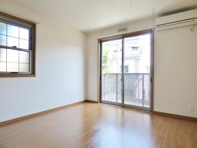 居室・リビング　別部屋参考写真