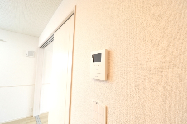 居室・リビング　※参考写真　同建築メーカー施工の同間取完成他物件のものです。