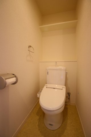 トイレ　清潔感のあるトイレです