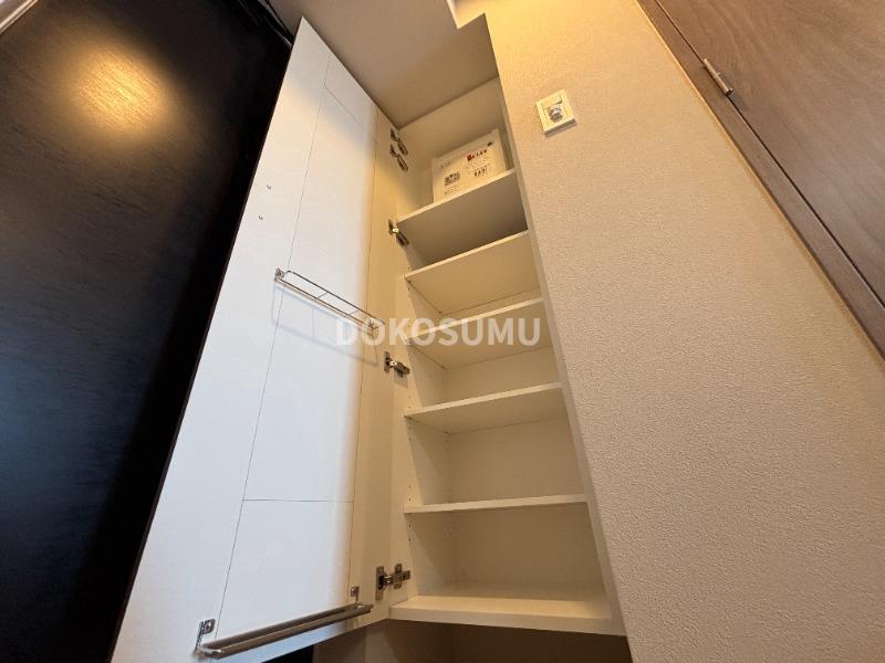 玄関　住まいの顔として相応しい、気品とゆとりのあるエントランス。