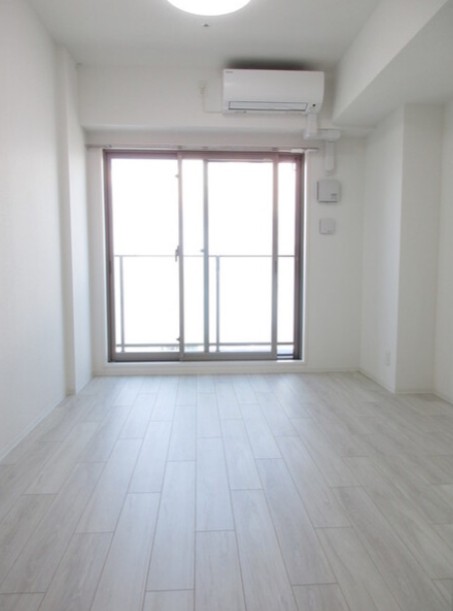 居室・リビング　★明るい室内★