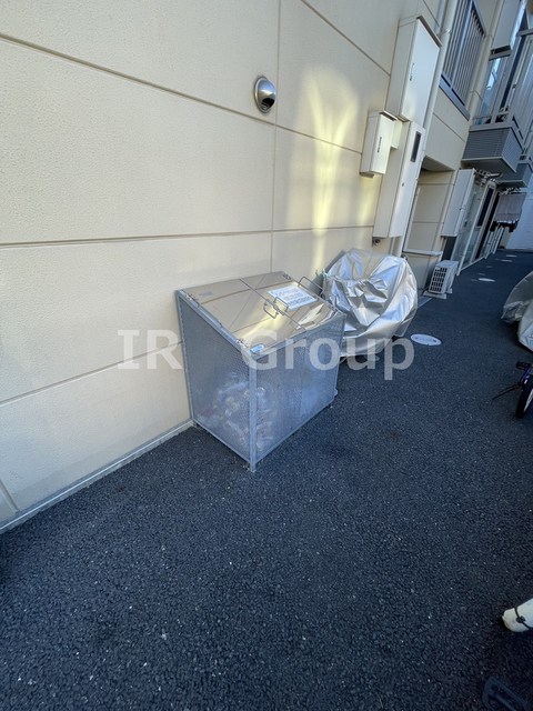 その他　共有ごみ置場あり