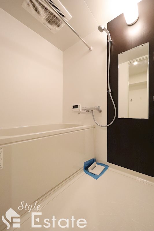 バス・シャワールーム　バスルーム　追い焚き機能