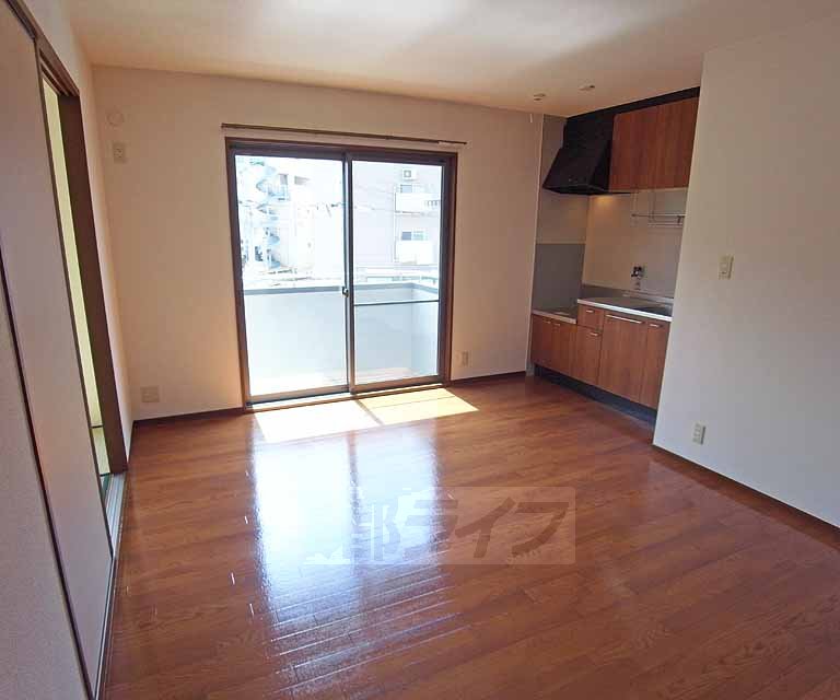 居室・リビング　家族団らんの憩いのリビング