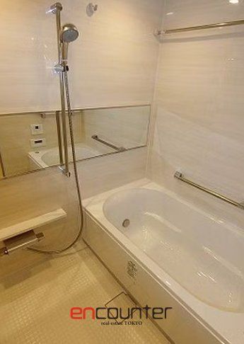 バス・シャワールーム　※同マンション別室参考写真