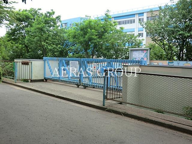 小学校　大津ケ丘第一小学校（小学校）まで402m