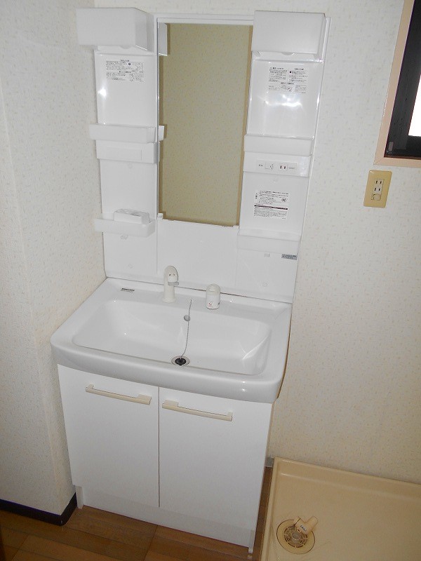 洗面設備　シャンプードレッサー