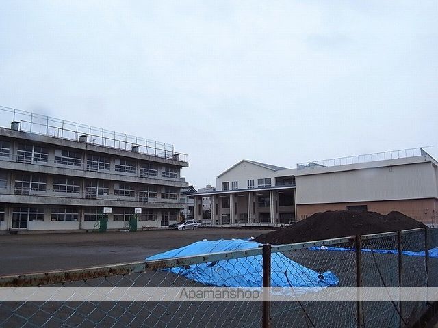 小学校　土浦市立土浦小学校（小学校）まで807m