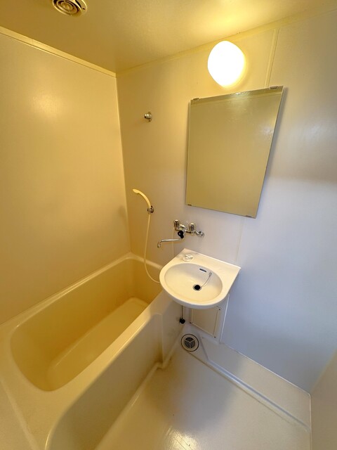 バス・シャワールーム　★バストイレ別★