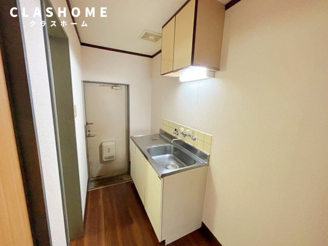 キッチン　同物件の別部屋になります。