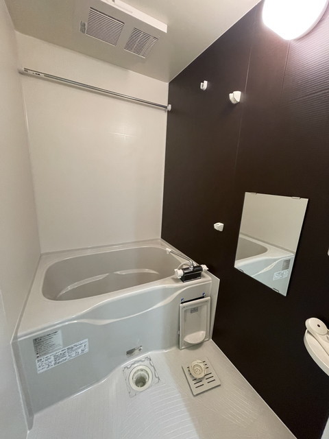 バス・シャワールーム　同メーカー施工例