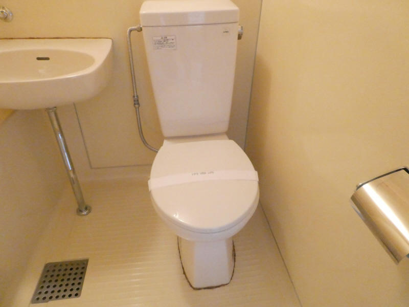 西浦マンションのトイレ写真