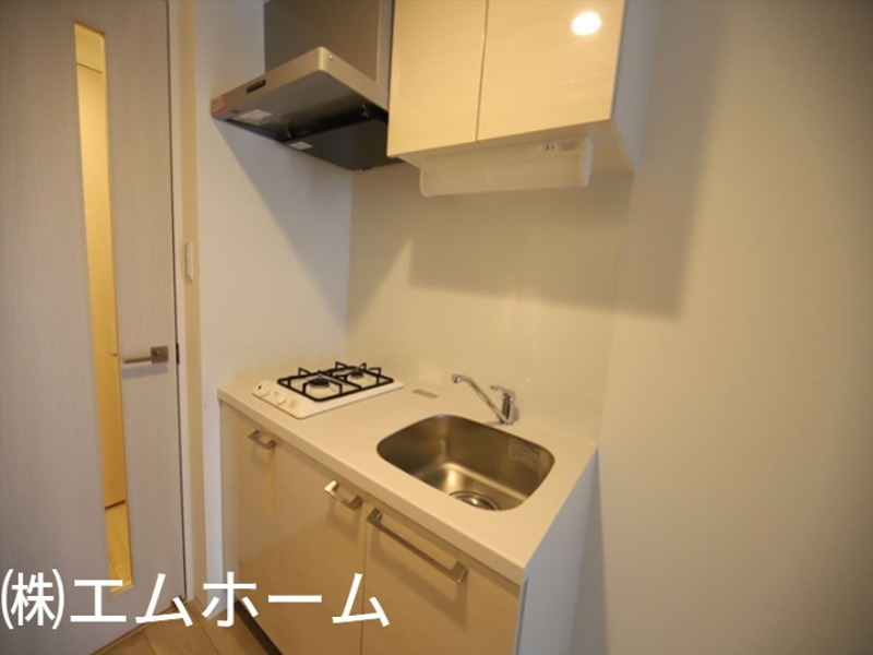 キッチン　システムキッチン（２口ガスコンロ）