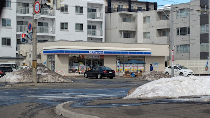 コンビニ　ローソン北3西20丁目店（コンビニ）まで148m