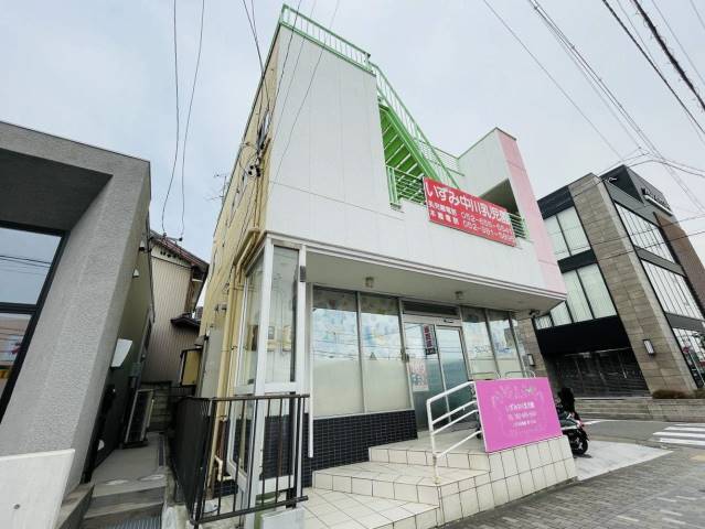 幼稚園・保育園　いずみ中川乳児園（幼稚園・保育園）まで888m