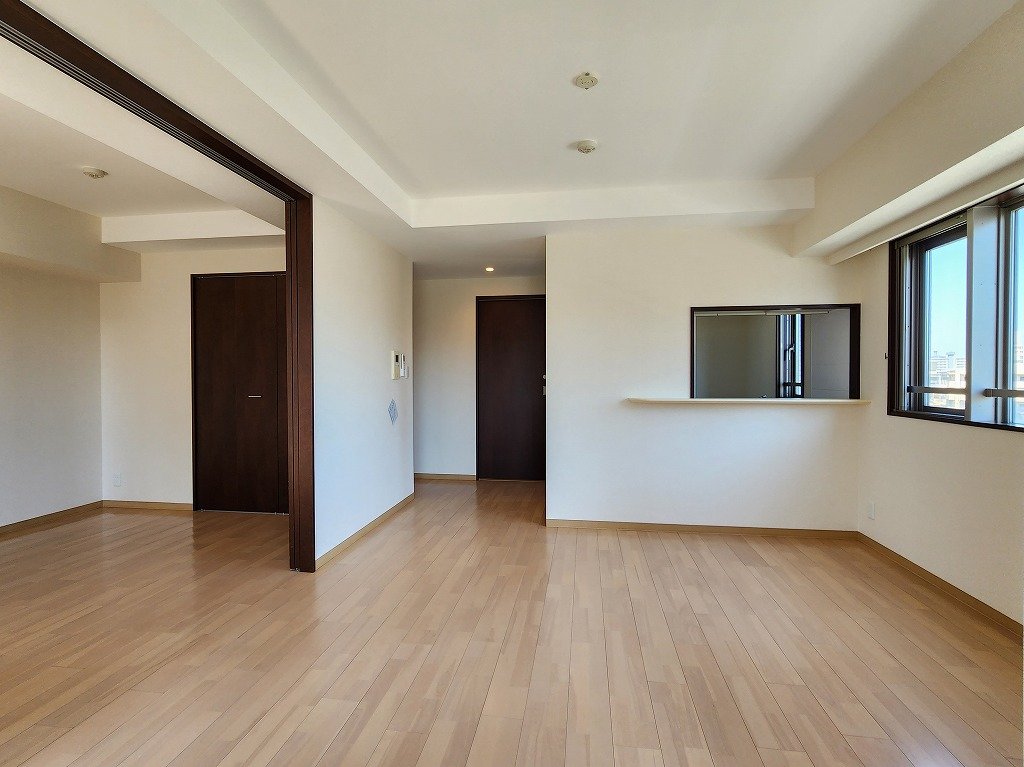 その他部屋・スペース　リビング動線　カウンター付き