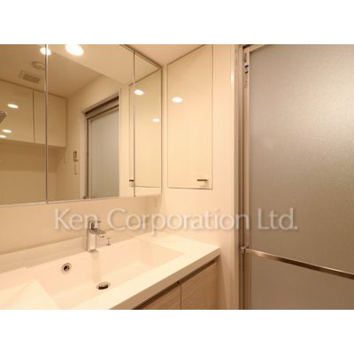 洗面設備　同タイプ6階のお部屋を撮影。仕様が異なることがあります。