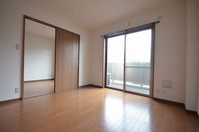 その他部屋・スペース　別号室の写真です。（反転）