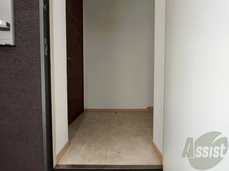 玄関　使いやすく明るい印象の玄関になっておりました！