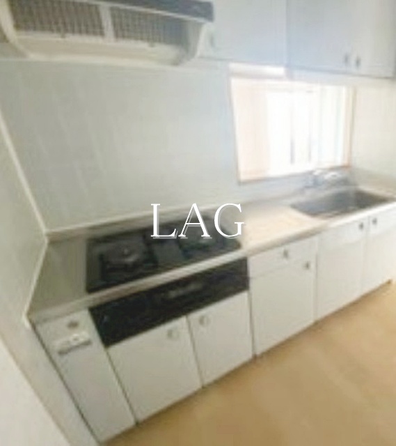 キッチン　キッチンです。