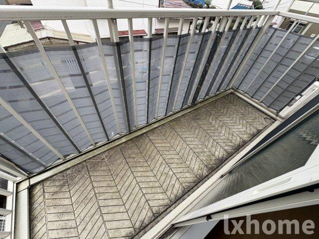 バルコニー　お洗濯にも便利なバルコニー付き