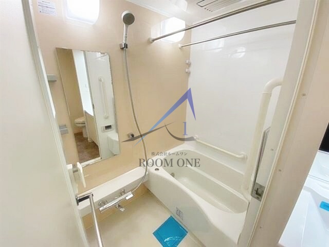 バス・シャワールーム　お風呂です。