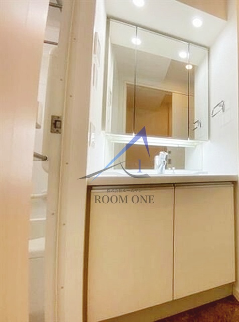 洗面設備　洗面台です。