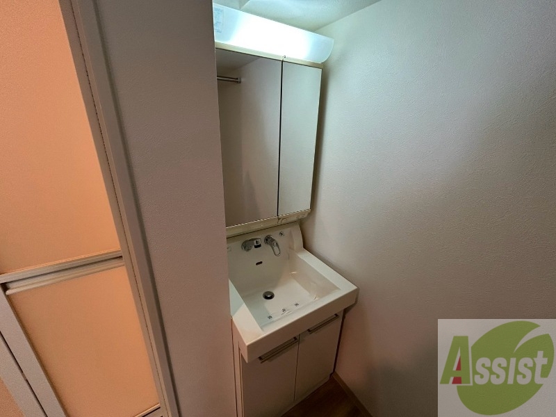 洗面設備　シャンプードレッサーで身支度もラクラクです！