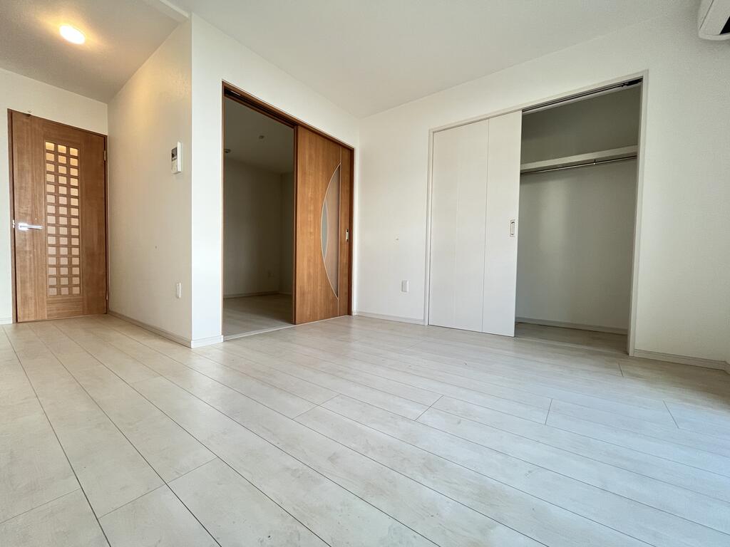 居室・リビング　※同建物別部屋