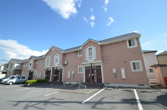 建物外観　閑静な立地☆