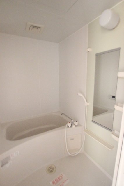 バス・シャワールーム　同物件別号室