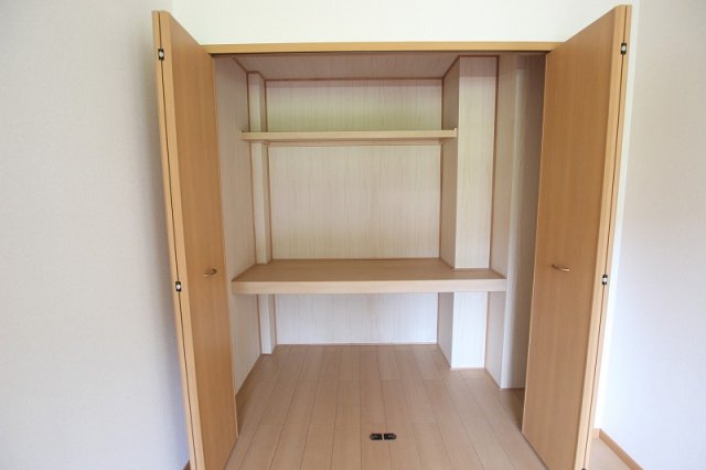 収納　同物件別号室