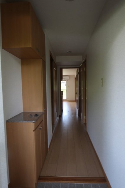 玄関　同物件別号室