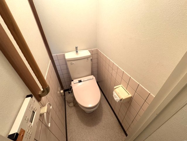 衣笠西馬場町貸家のトイレ写真