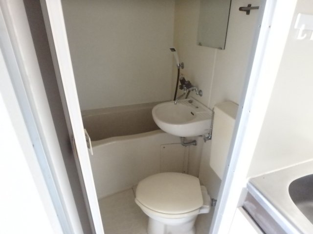 トイレ　コンパクトで使いやすいトイレです