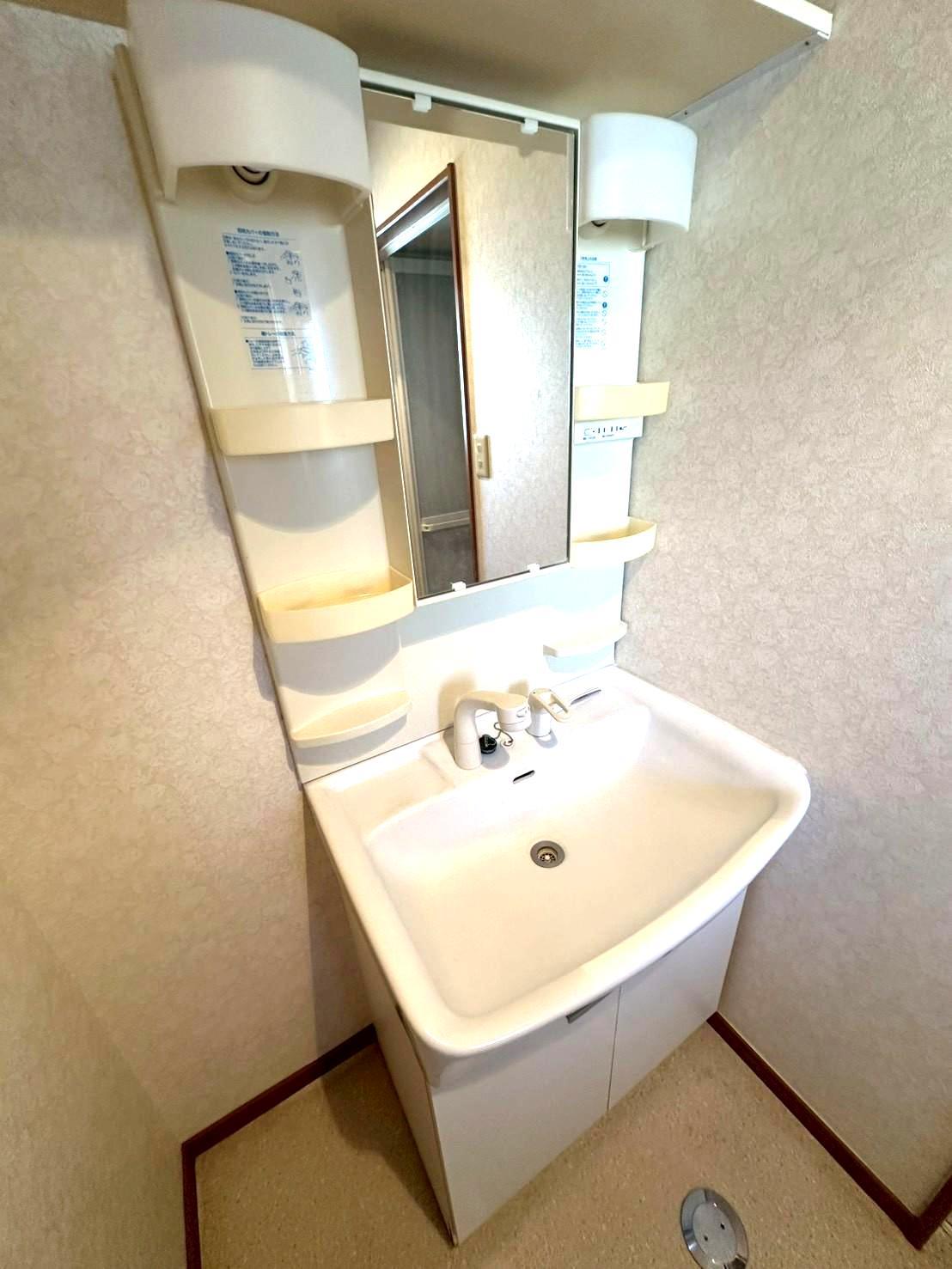 洗面設備　洗面所