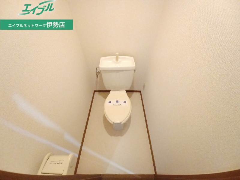 トイレ　別部屋参考写真です