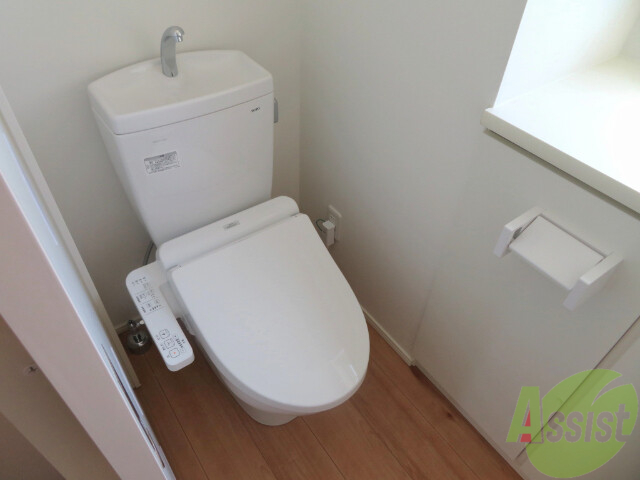 トイレ　トイレはウォシュレット付きなので安心して過ごせます。