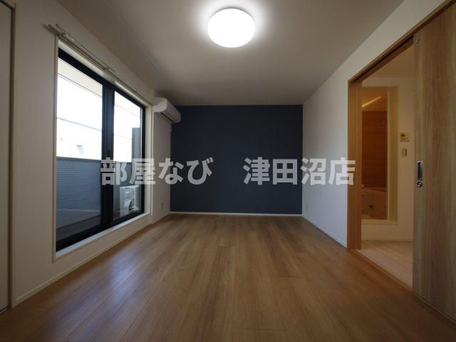 居室・リビング　広々と使える居室です